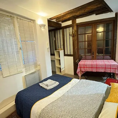 75010 Apartmán